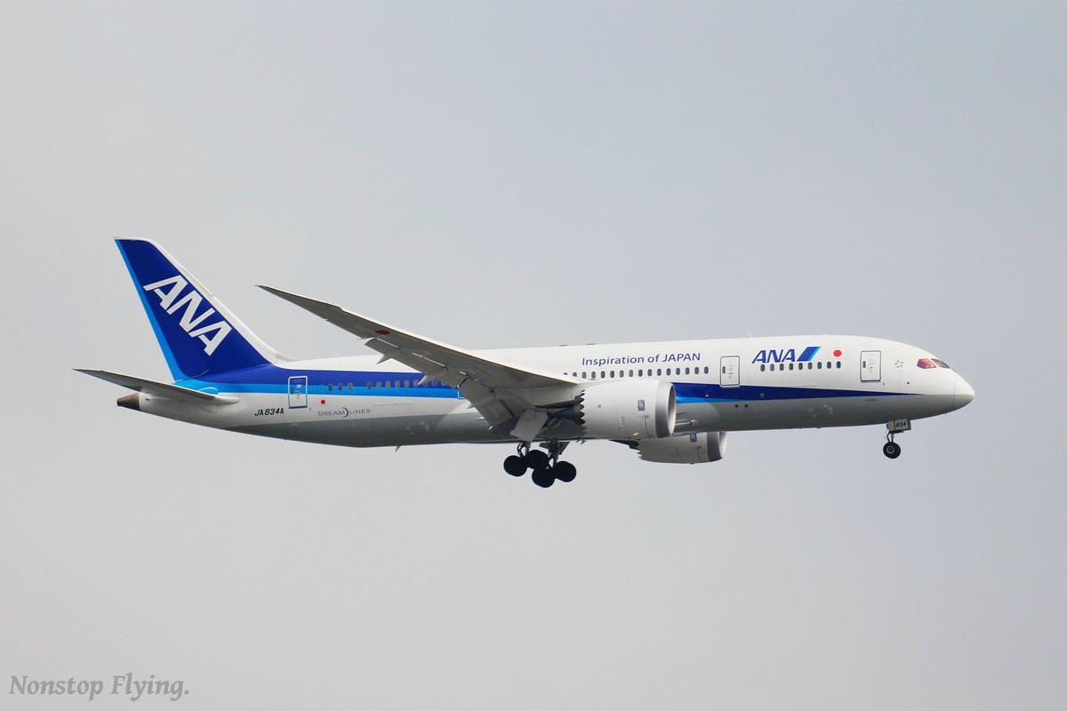 2015.04.16 松山機場拍飛機 -28跑道進場的倩影 - 第4張圖 2015.04.16 松山機場拍飛機 -28跑道進場的倩影