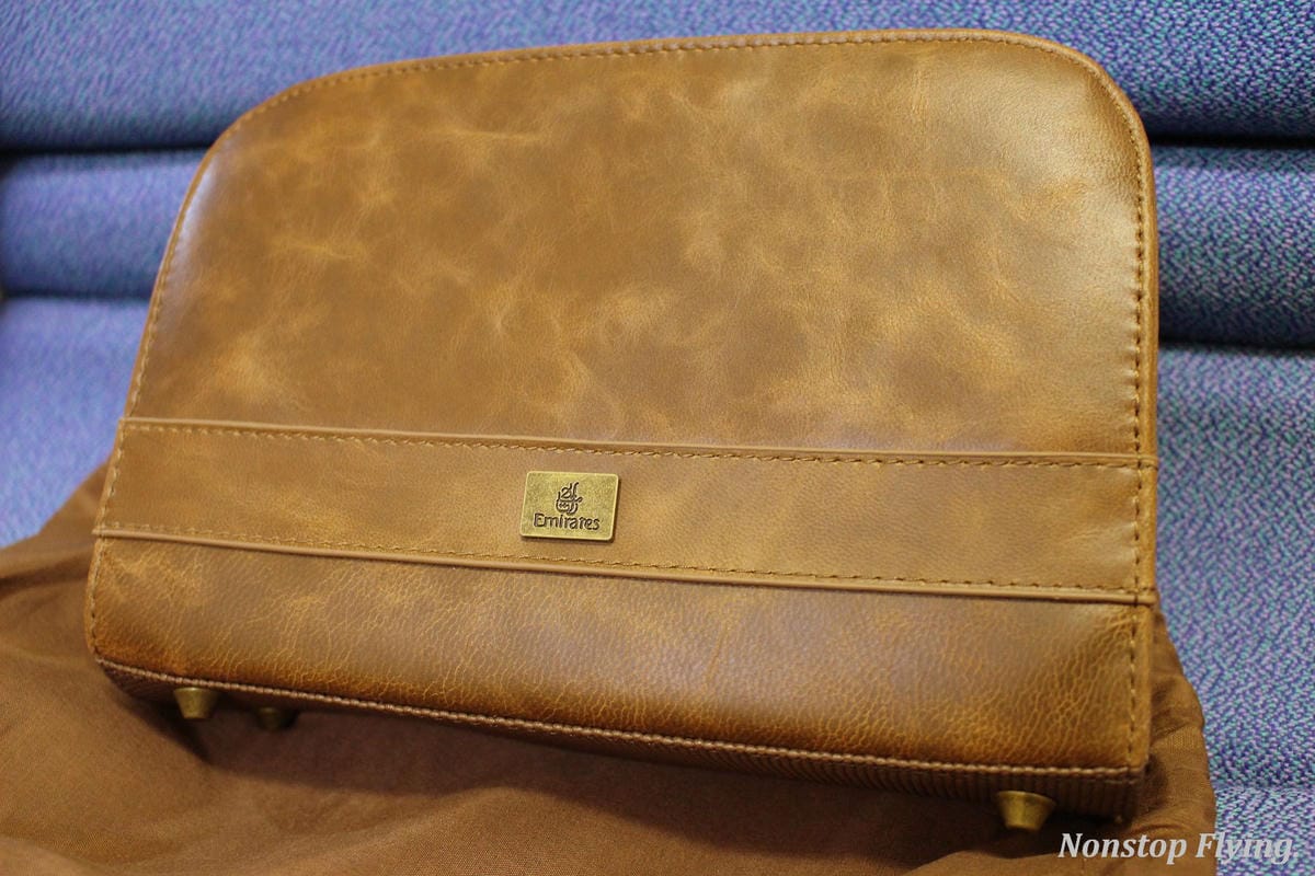 沒有最爽只有更爽! Emirates頭等艙BVLGARI過夜包 開箱!