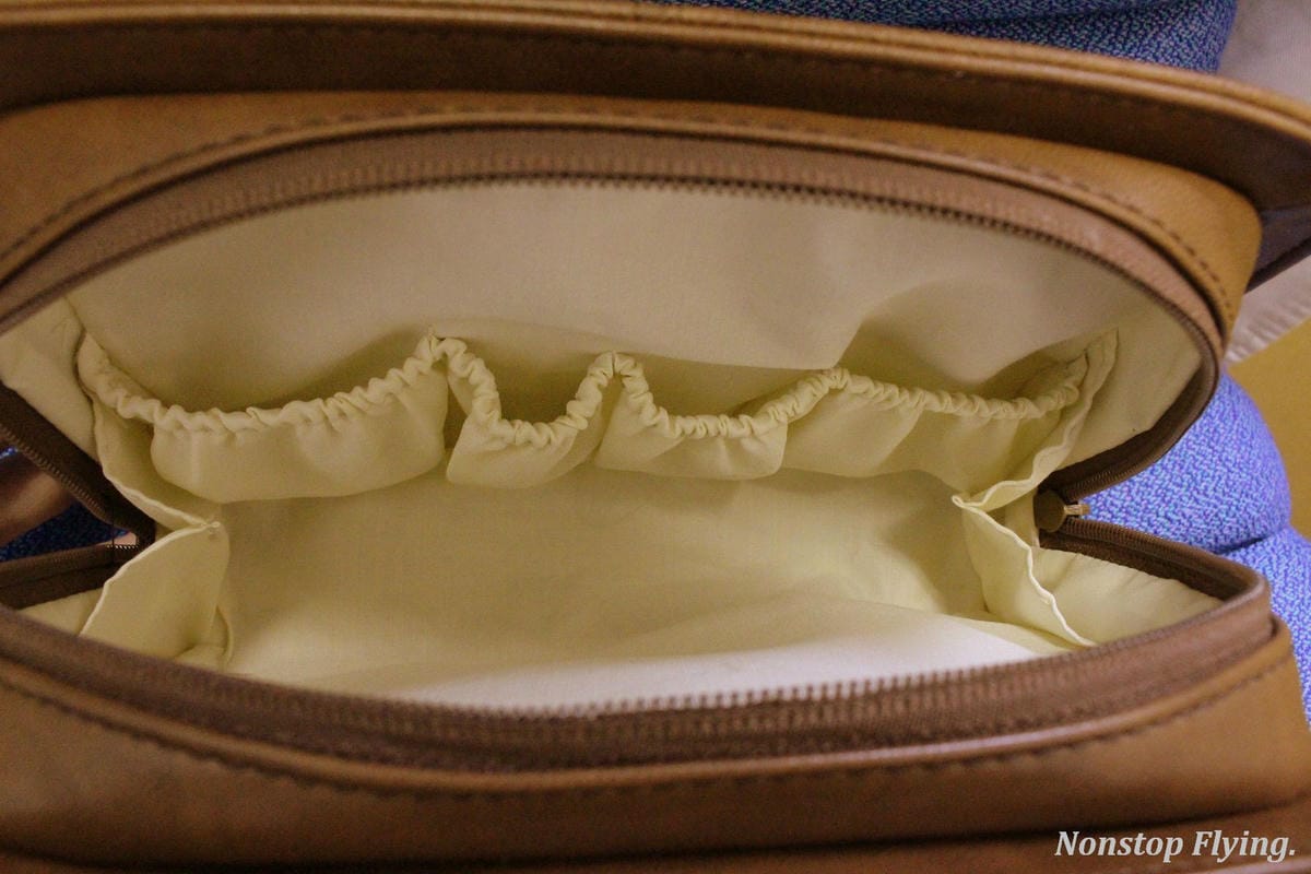 沒有最爽只有更爽! Emirates頭等艙BVLGARI過夜包 開箱!