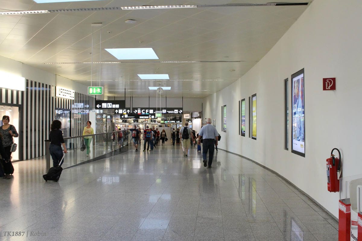 2015.05.17 土耳其航空TK1887 伊斯坦堡-維也納 飛行記錄 - 第56張圖 2015.05.17 土耳其航空TK1887 伊斯坦堡-維也納 飛行記錄