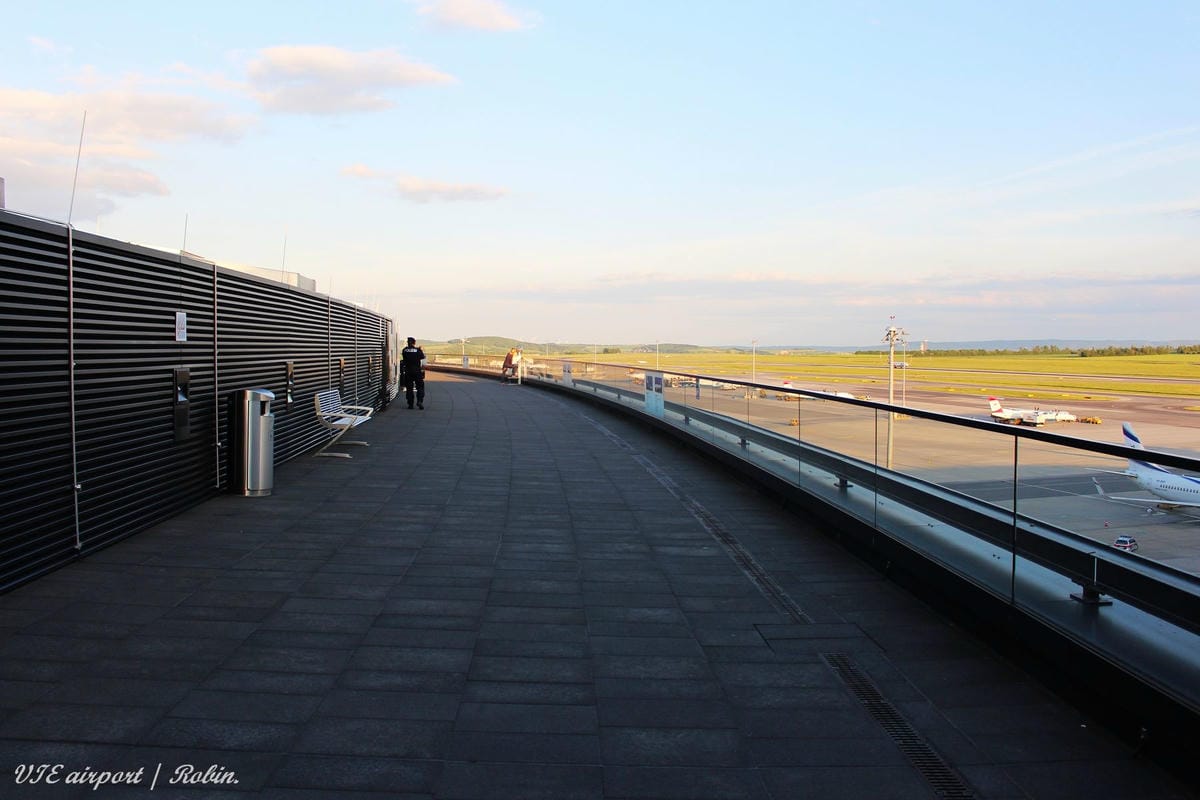 維也納機場觀景台航拍記錄 -付費入場，超遼闊無玻璃、無鐵網阻隔視野!