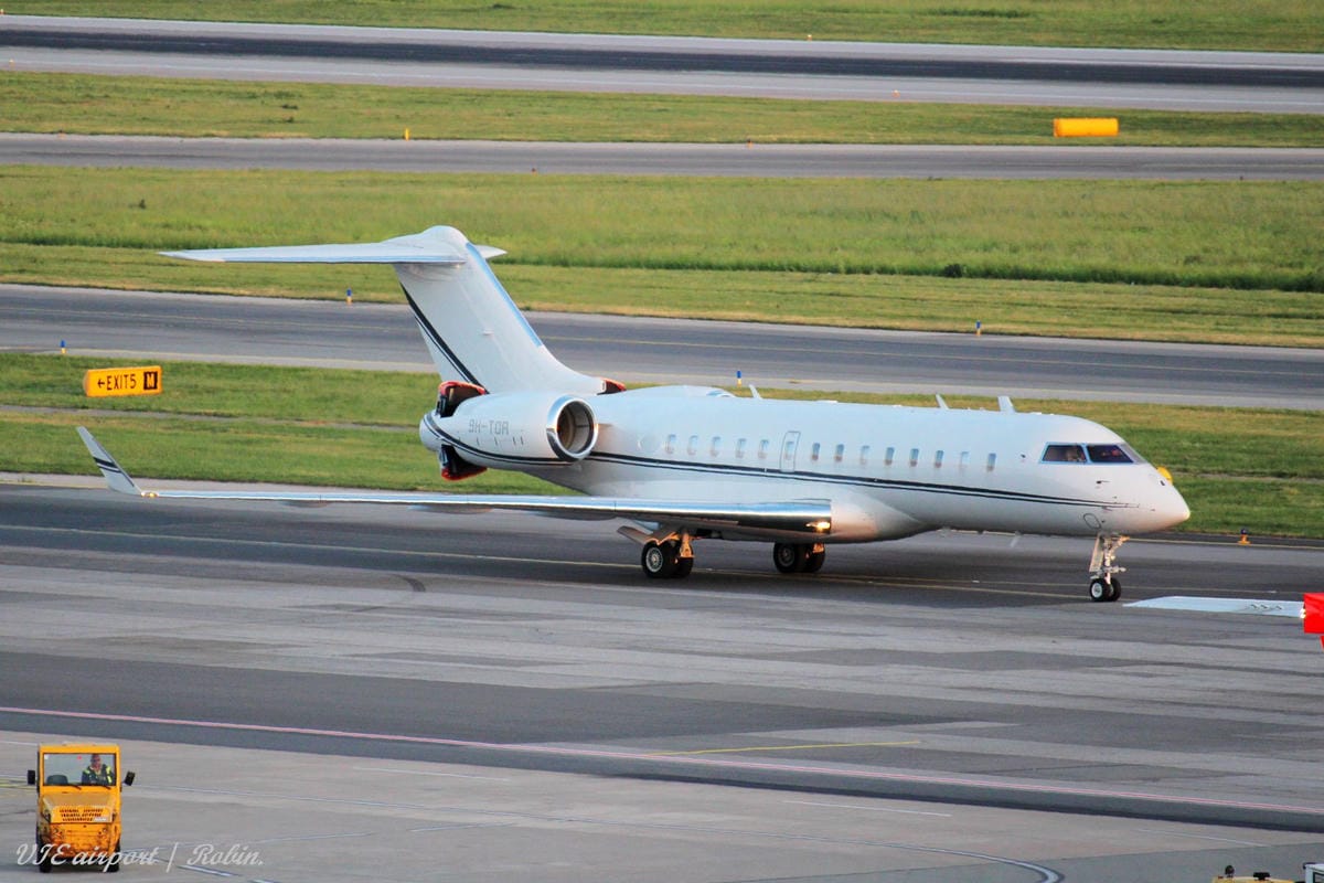 維也納機場觀景台航拍記錄 -付費入場,超遼闊無玻璃、無鐵網阻隔視野! - 第52張圖 維也納機場觀景台航拍記錄 -付費入場,超遼闊無玻璃、無鐵網阻隔視野!