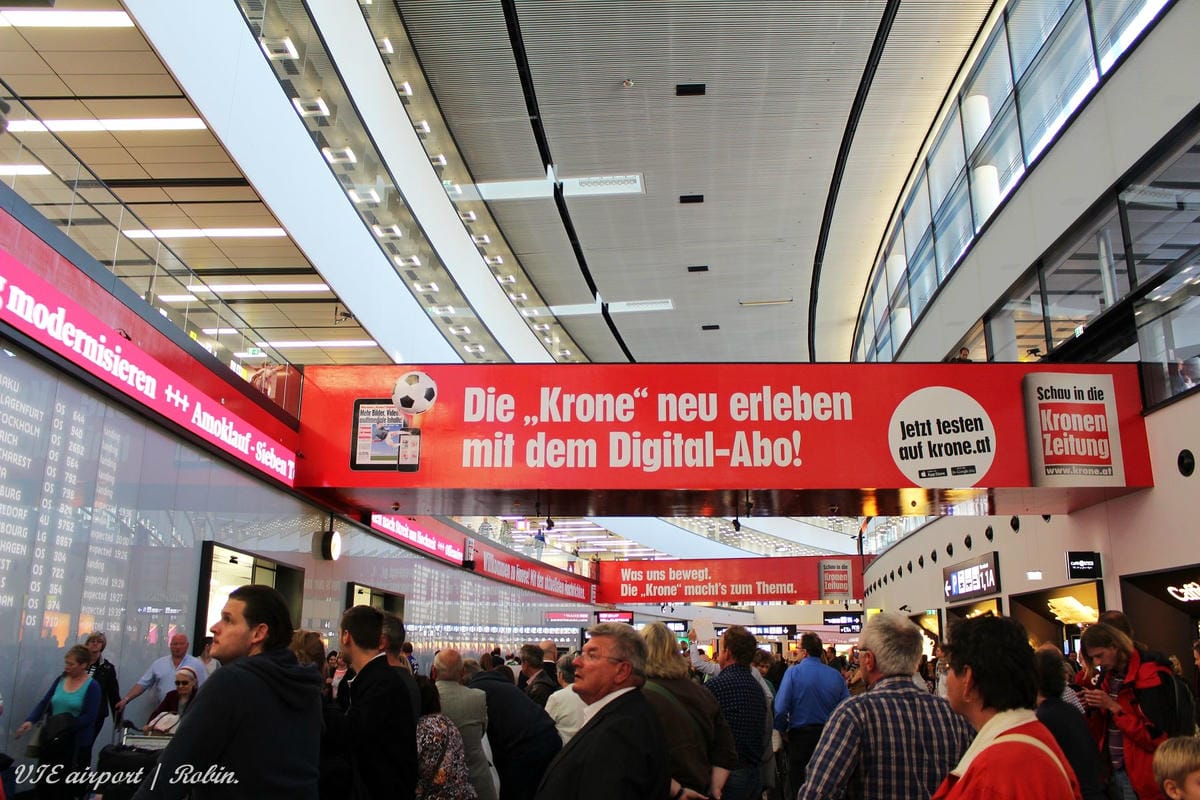 維也納機場觀景台航拍記錄 -付費入場,超遼闊無玻璃、無鐵網阻隔視野! - 第3張圖 維也納機場觀景台航拍記錄 -付費入場,超遼闊無玻璃、無鐵網阻隔視野!