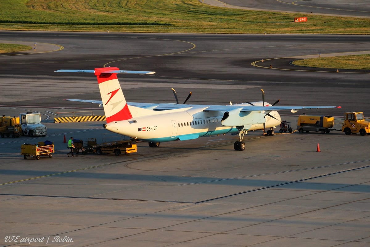 維也納機場觀景台航拍記錄 -付費入場,超遼闊無玻璃、無鐵網阻隔視野! - 第34張圖 維也納機場觀景台航拍記錄 -付費入場,超遼闊無玻璃、無鐵網阻隔視野!