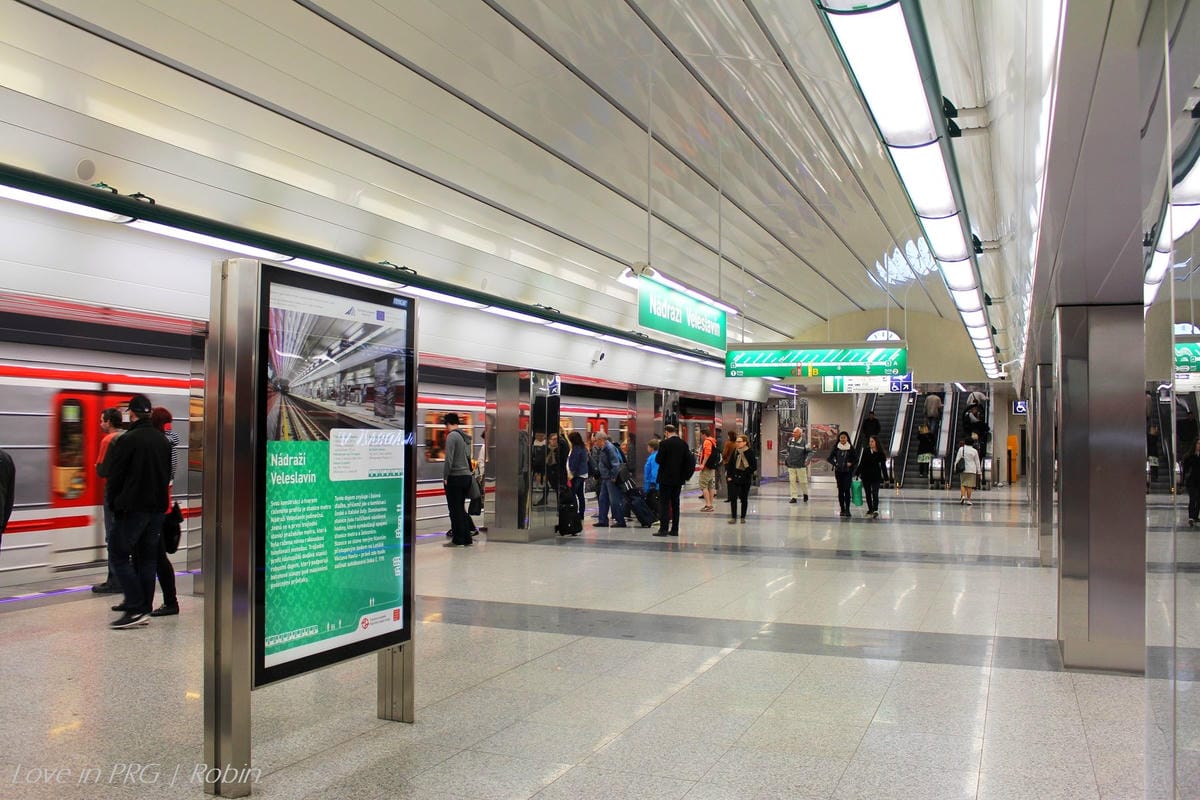 布拉格機場Airport Tour見學行程 – 航空迷必推驚奇體驗,近距離欣賞飛機起降及地面作業(含報名方式、詳細遊程介紹) - 第3張圖 布拉格機場Airport Tour見學行程 – 航空迷必推驚奇體驗,近距離欣賞飛機起降及地面作業(含報名方式、詳細遊程介紹)