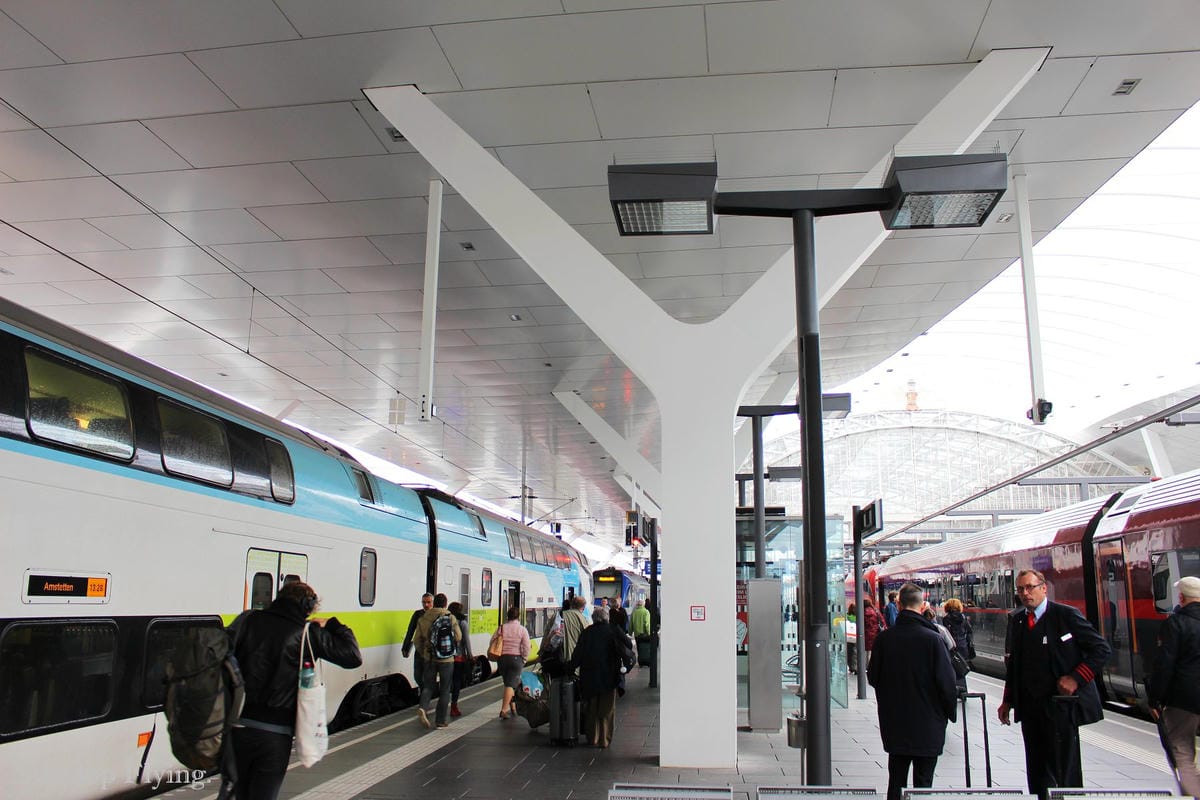 [奧地利] 維也納-薩爾斯堡 往返交通推薦 Westbahn民營火車 -乾淨、便捷、爽用免費Wi-Fi!