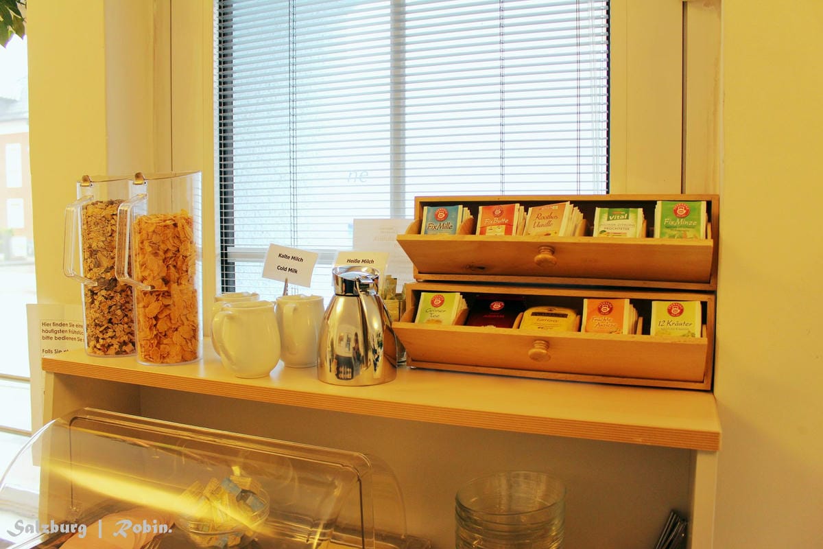 [奧地利] 薩爾斯堡 Salzburg -Pension Elisabeth 住宿分享 –(近火車站、溫馨舒適、提供豐富早餐!)