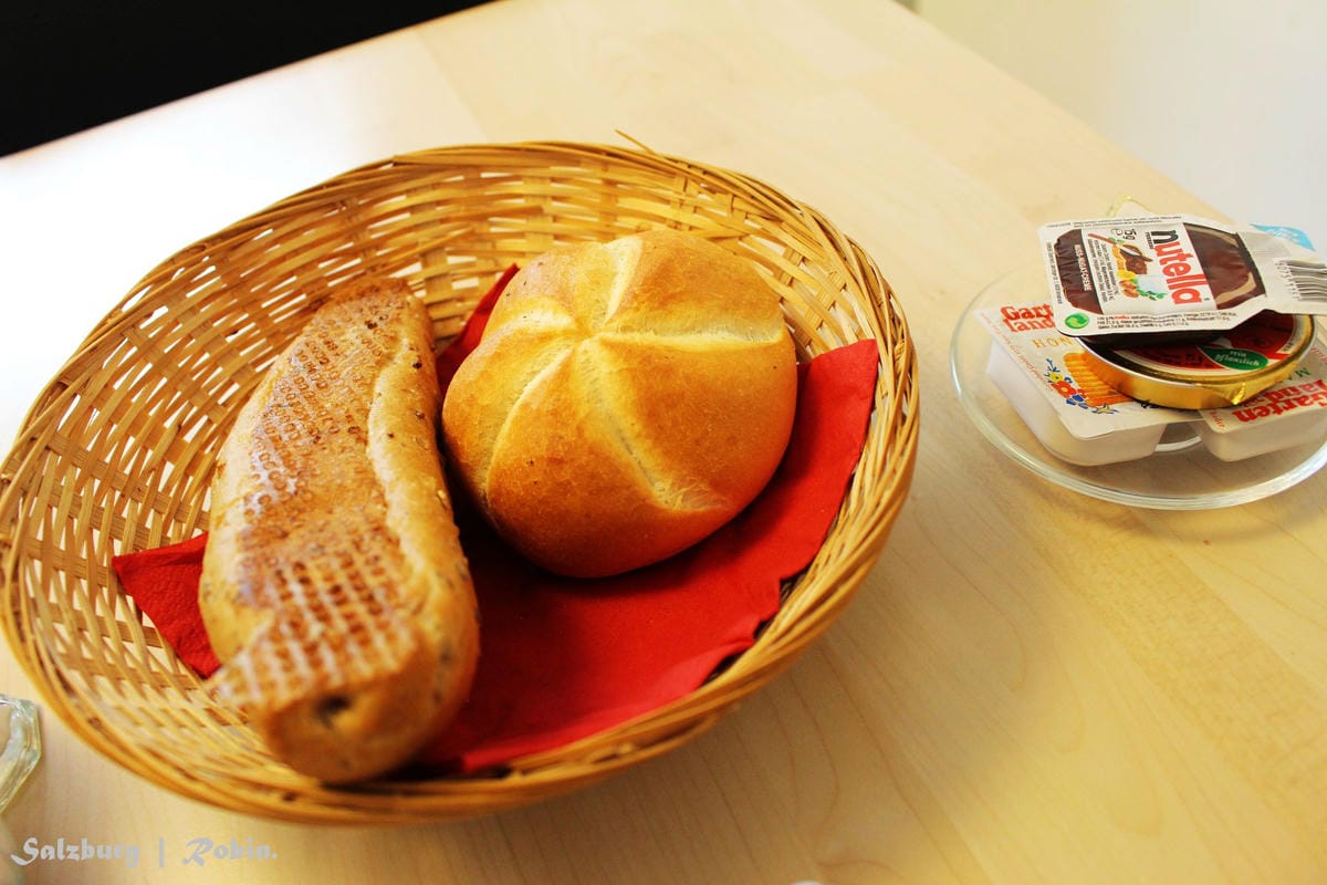 [奧地利] 薩爾斯堡 Salzburg -Pension Elisabeth 住宿分享 –(近火車站、溫馨舒適、提供豐富早餐!)