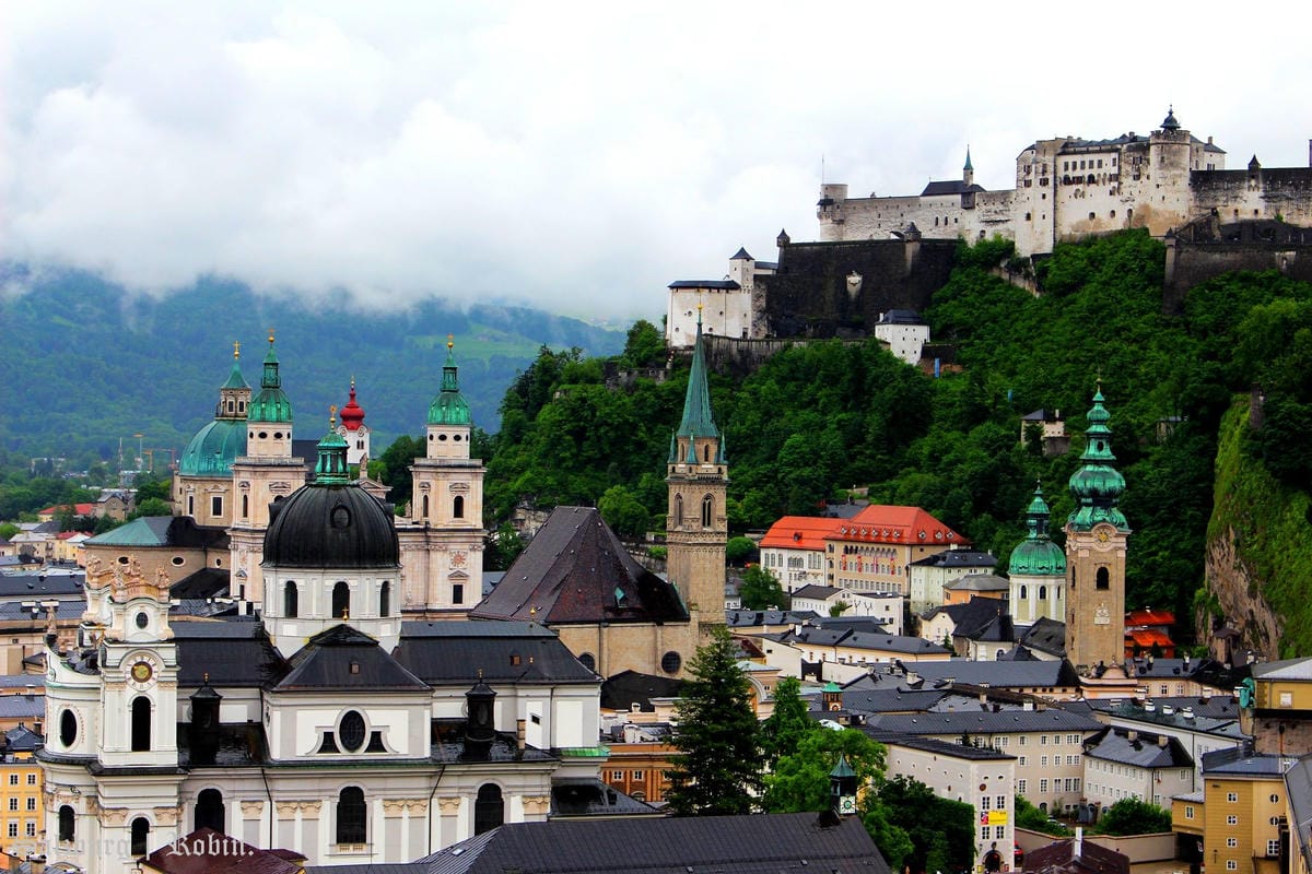 [奧地利] 薩爾斯堡Salzburg舊城區漫遊(上)：米拉貝爾宮、河岸、全城最優view-現代博物館觀景台、洗馬池…