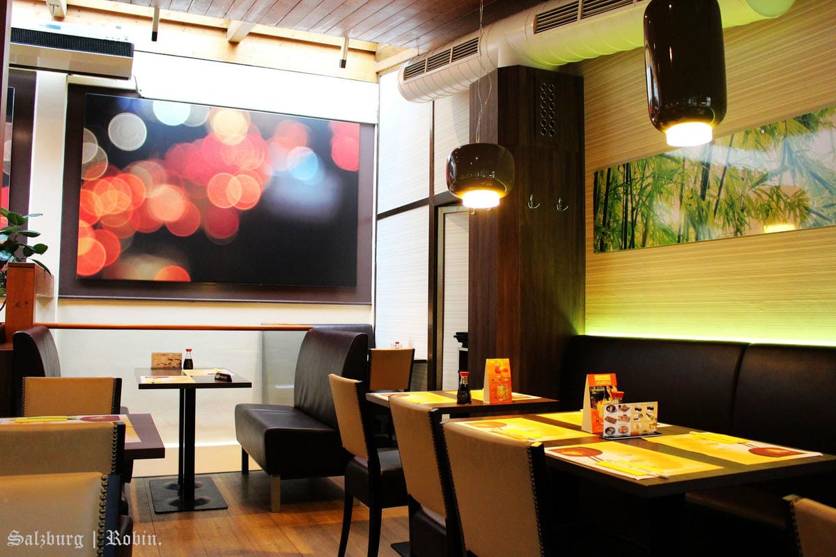 [奧地利] 薩爾斯堡Salzburg舊城區漫遊(下)：地下墓穴、薩爾斯堡要塞城堡、洗馬池、明信片夜景