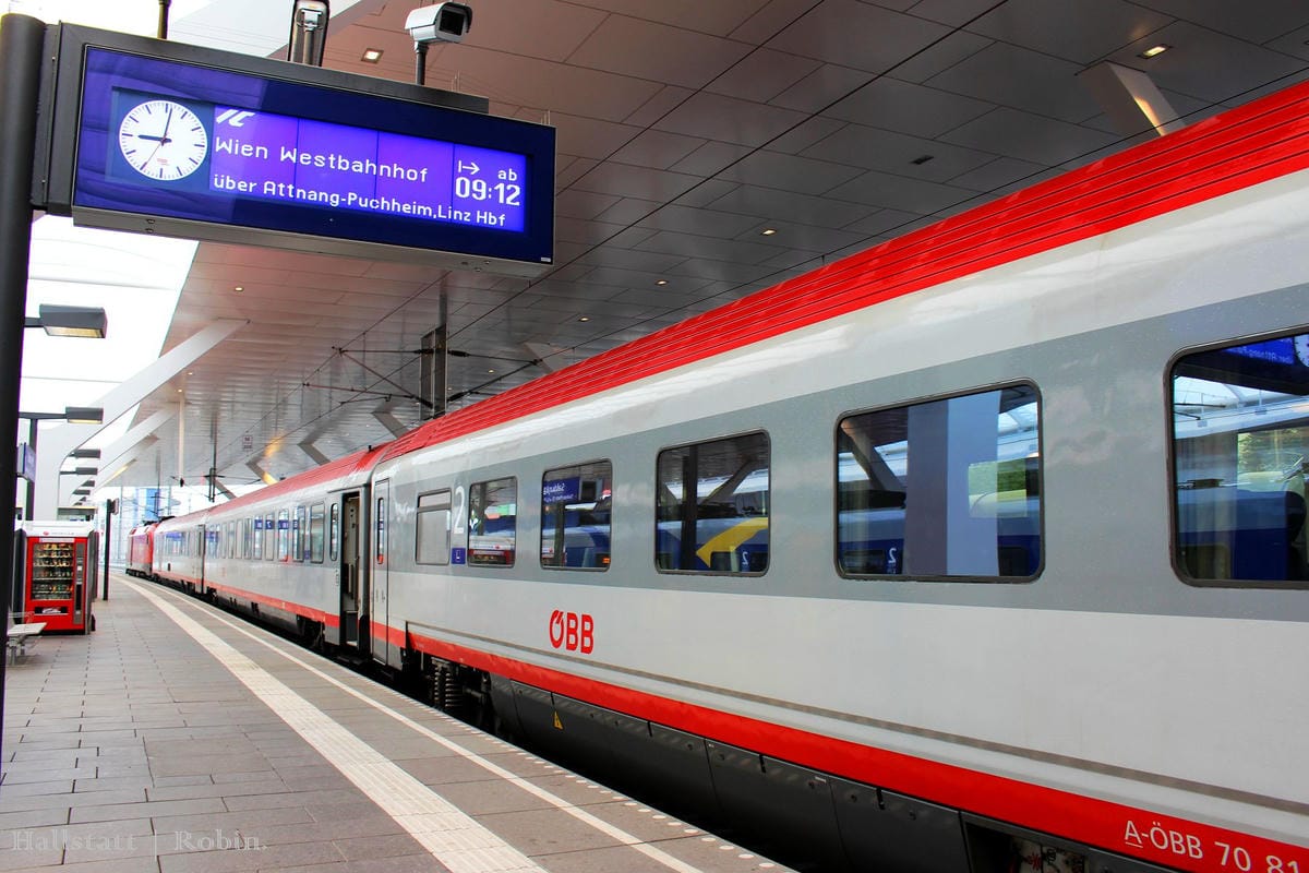 [奧地利] 薩爾斯堡Salzburg→哈施塔特Hallstatt 自助交通指引 (火車轉渡船輕鬆上手)