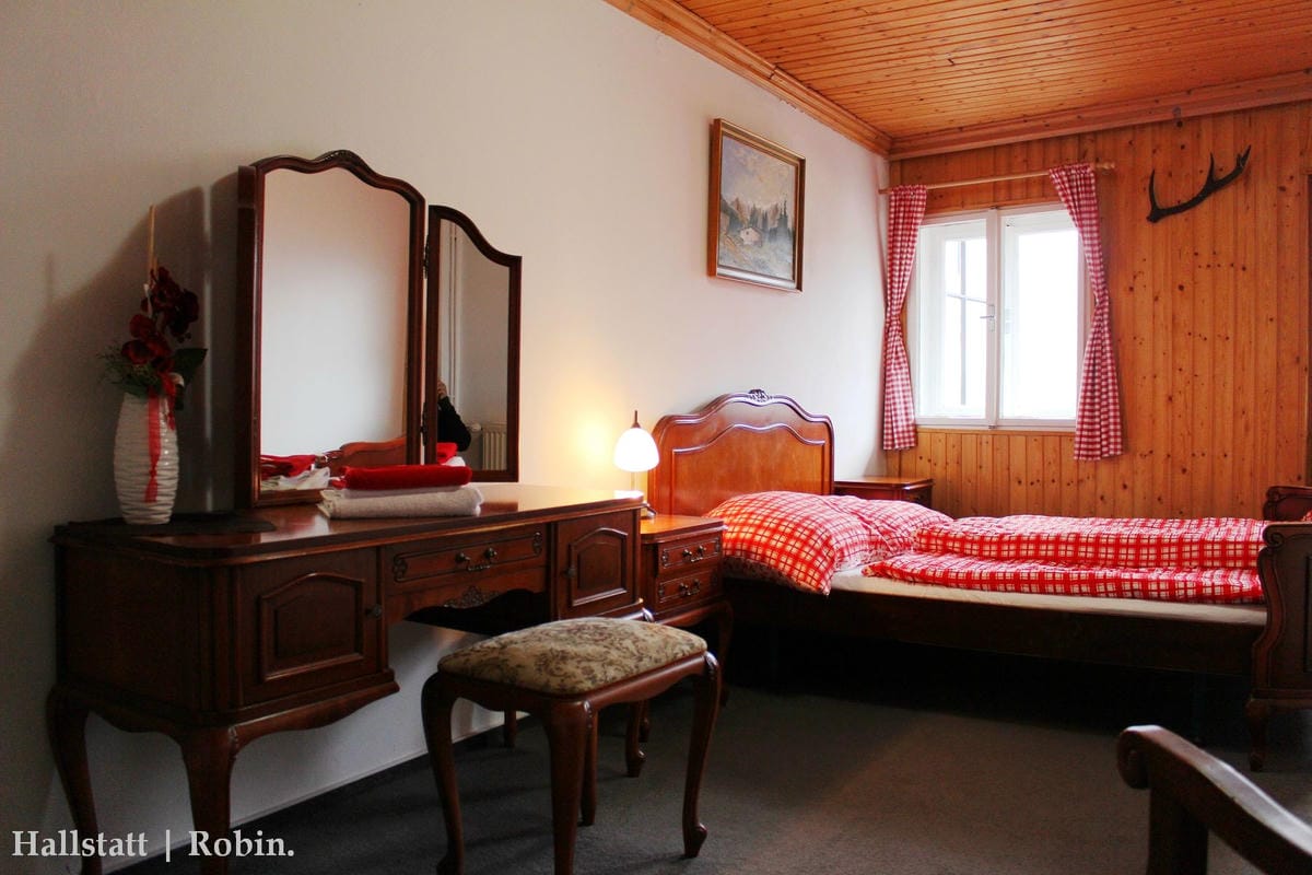 [奧地利] Hallstatt住宿分享：Cafe Restaurant zum Mühlbach–溫馨民宿、近小鎮碼頭、超棒湖景陽台!