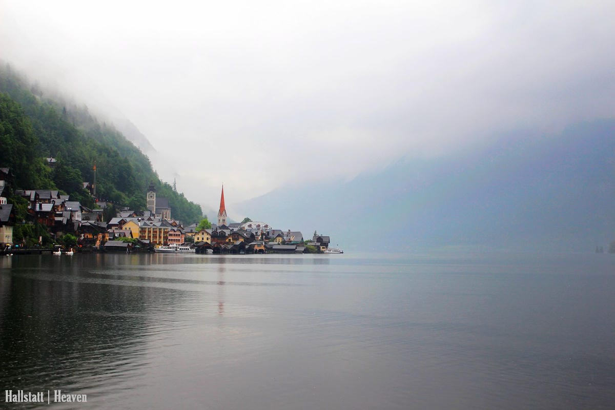 [奧地利] Hallstatt印象(上) -小鎮漫步、湖畔、教堂、骨頭屋、鱒魚料理