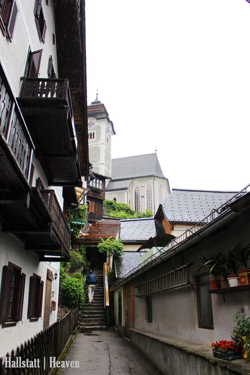 [奧地利] Hallstatt印象(上) -小鎮漫步、湖畔、教堂、骨頭屋、鱒魚料理