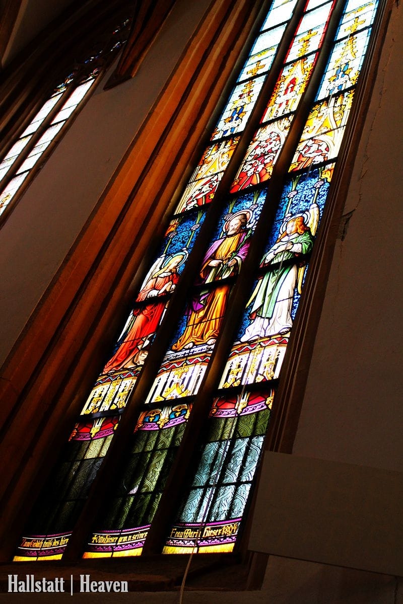 [奧地利] Hallstatt印象(上) -小鎮漫步、湖畔、教堂、骨頭屋、鱒魚料理