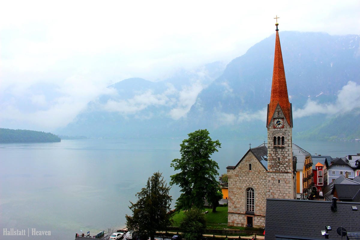 [奧地利] Hallstatt印象(上) -小鎮漫步、湖畔、教堂、骨頭屋、鱒魚料理