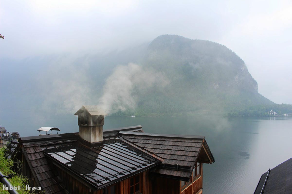 [奧地利] Hallstatt印象(上) -小鎮漫步、湖畔、教堂、骨頭屋、鱒魚料理