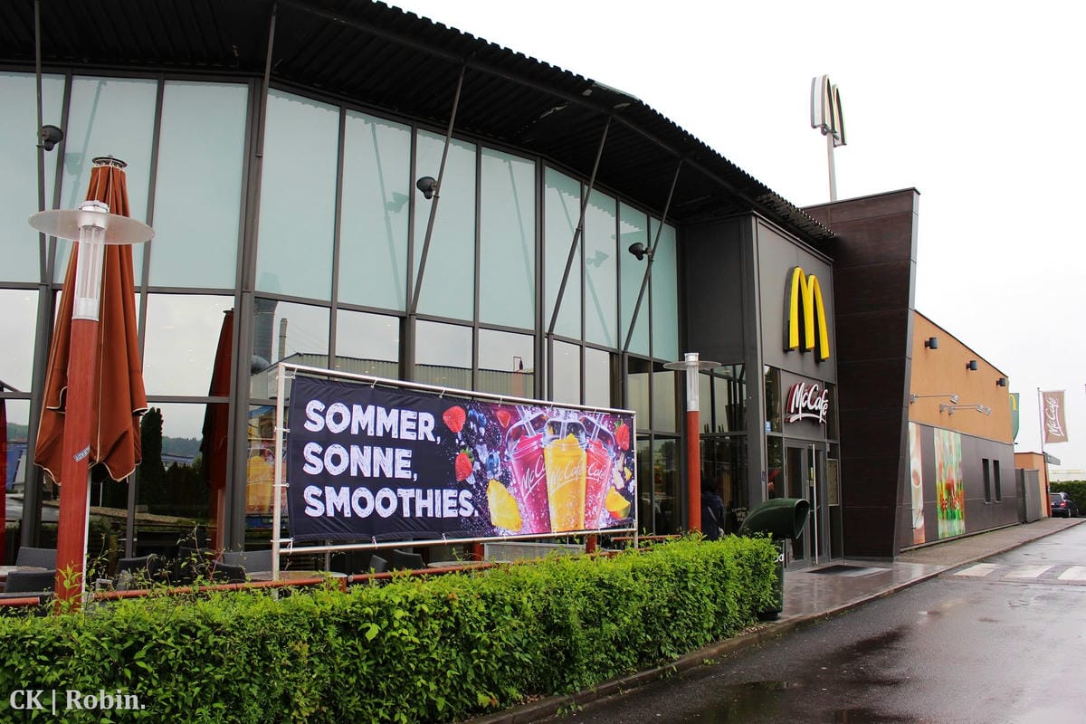 [捷克] Hallstatt→CK(庫倫洛夫)小鎮 直達shuttle搭乘心得 / CK小鎮民宿Zámecké schody (Castle Stairs)住宿心得