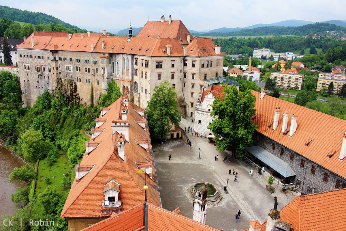 [捷克] Český Krumlov庫倫洛夫印象–聯合國文化遺產童話小鎮、城堡、城塔、花園