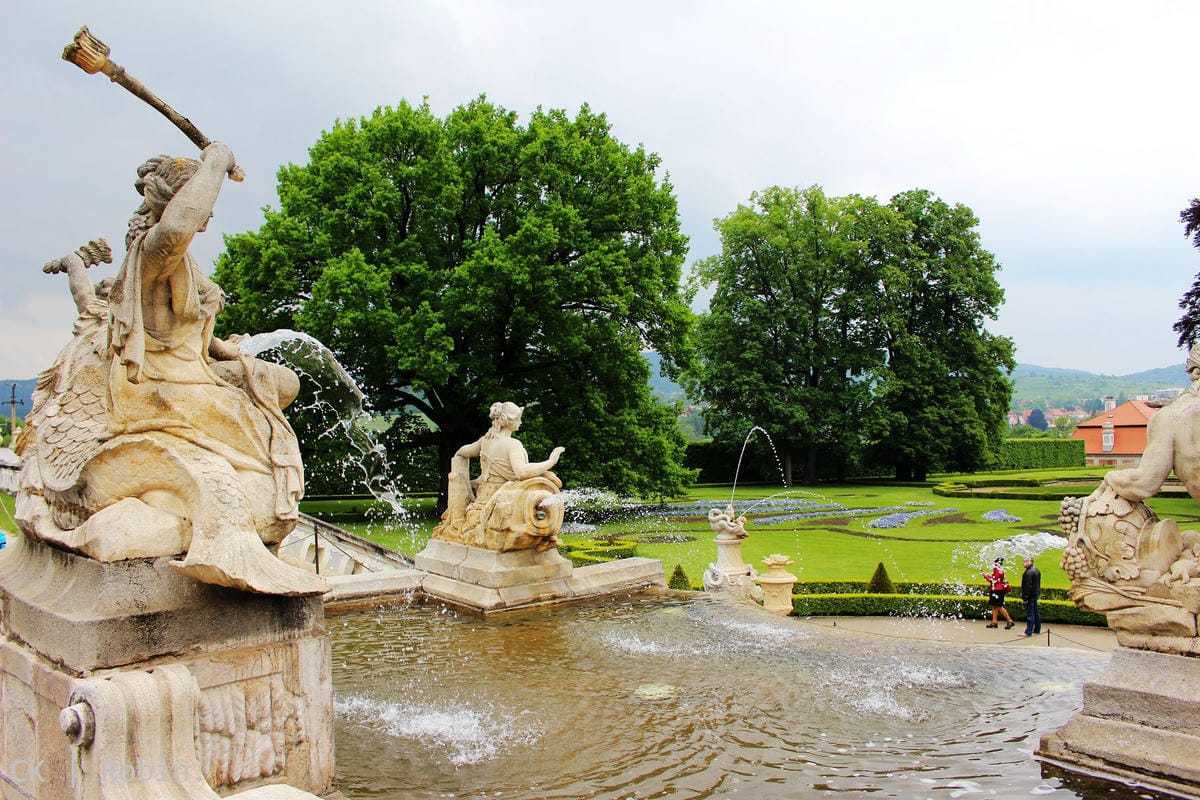 [捷克] Český Krumlov庫倫洛夫印象–聯合國文化遺產童話小鎮、城堡、城塔、花園