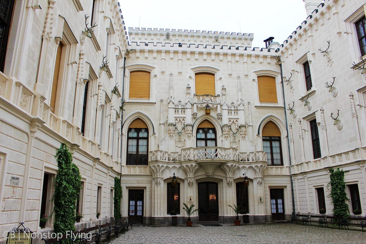 [捷克] České Budějovice(捷克布傑約維采)印象 -捷克最美Hluboká城堡、黑塔、市政廳廣場