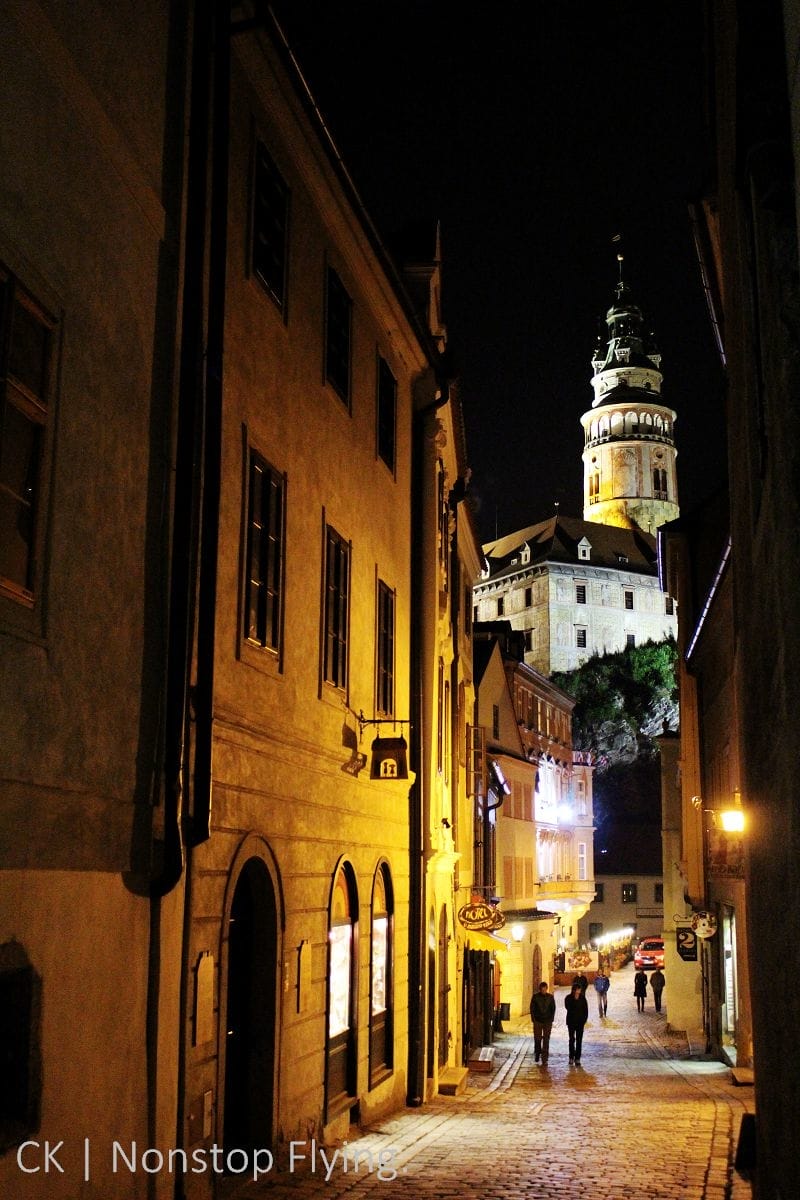 [捷克] Český Krumlov庫倫洛夫之夜 -波西米亞傳統料理、童話小鎮夜景
