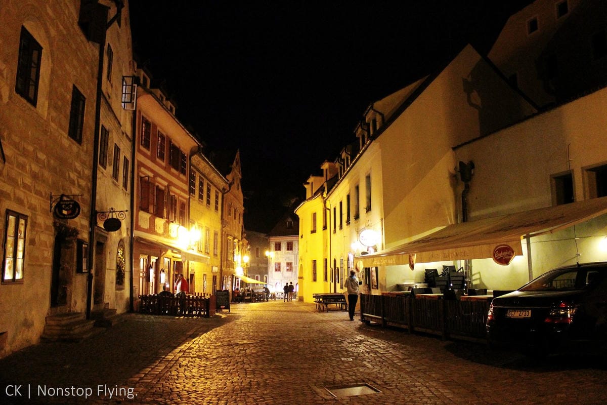 [捷克] Český Krumlov庫倫洛夫之夜 -波西米亞傳統料理、童話小鎮夜景