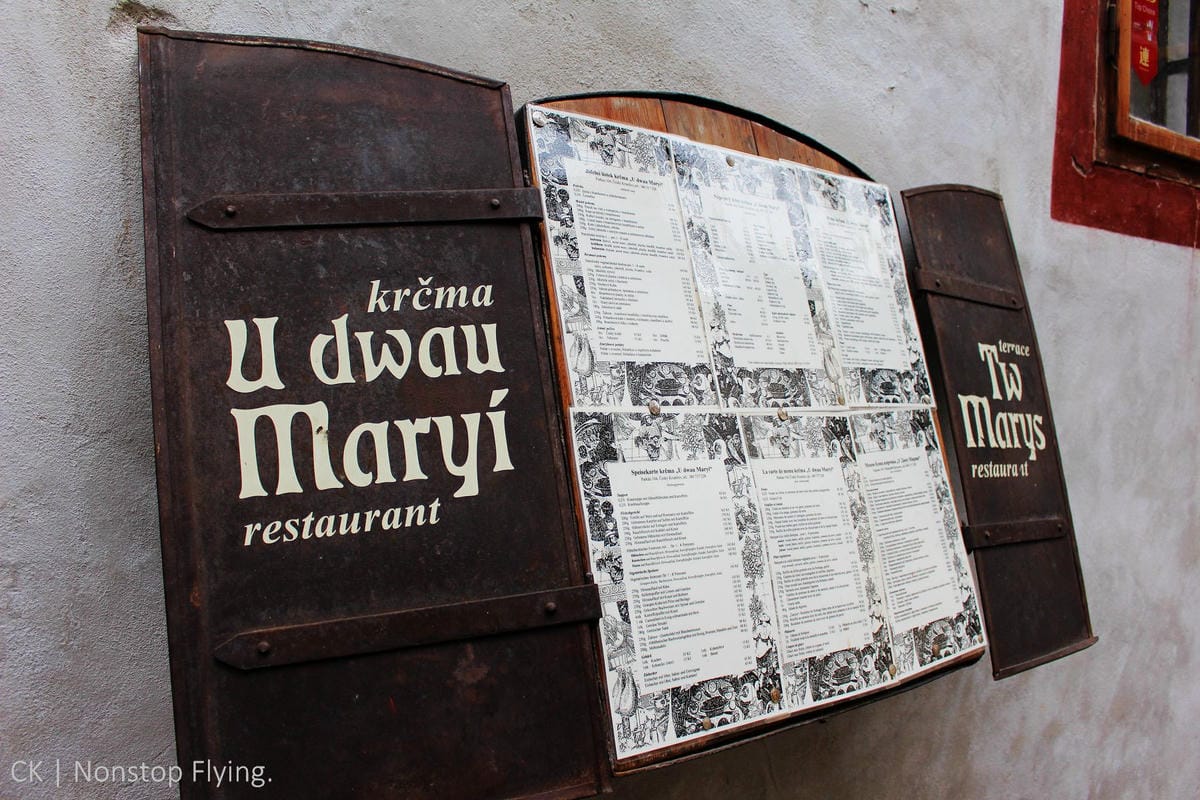 [捷克] Český Krumlov庫倫洛夫之夜 -波西米亞傳統料理、童話小鎮夜景