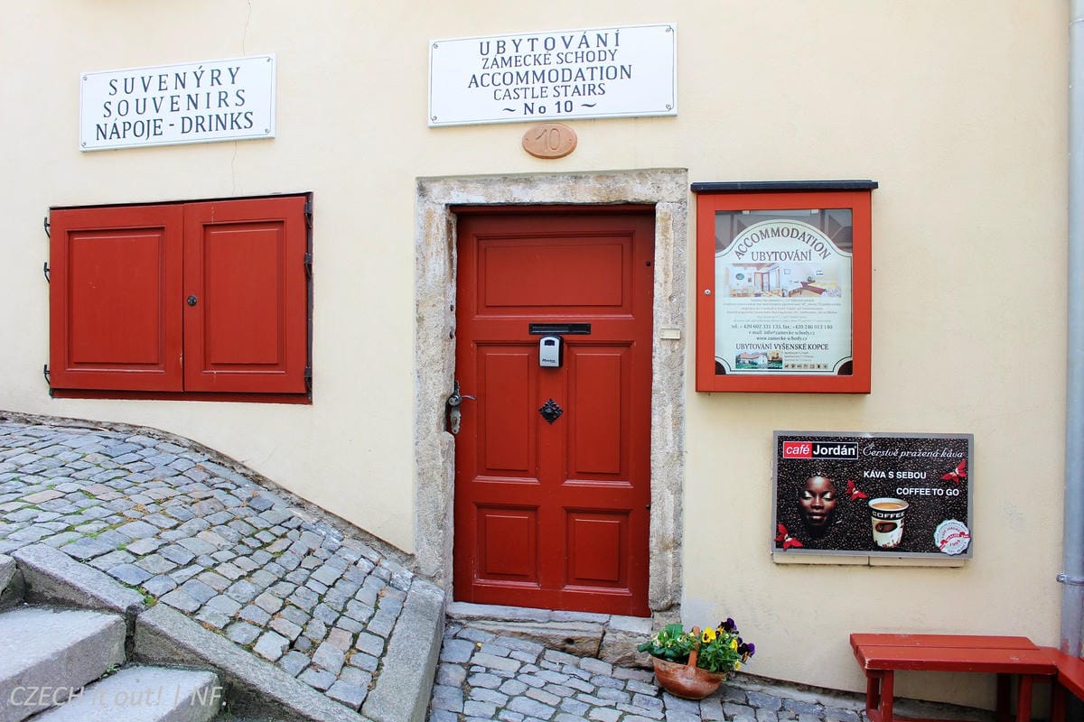 [捷克] 布拉格 HOSTEL KOTVA青年旅館 住宿心得 -機能佳，單人房400CZK起，國際學生證再打八折!