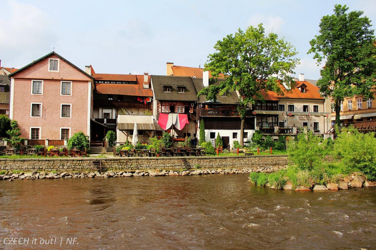[捷克] 布拉格 HOSTEL KOTVA青年旅館 住宿心得 -機能佳，單人房400CZK起，國際學生證再打八折!