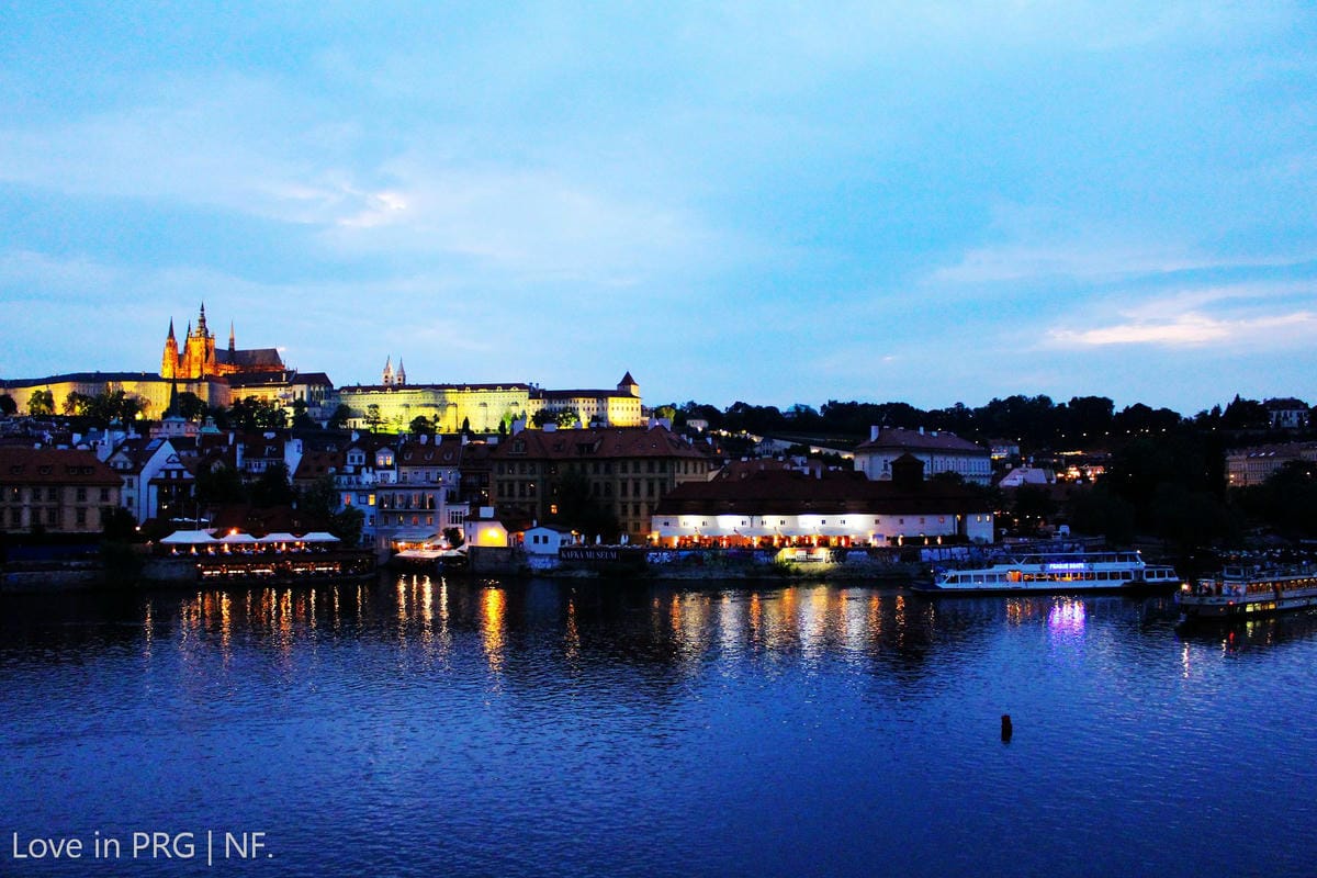 [捷克] 夜之布拉格-瓦茨拉夫廣場、市民會館、舊城廣場、天文鐘、查理大橋，超浪漫必看夜景!
