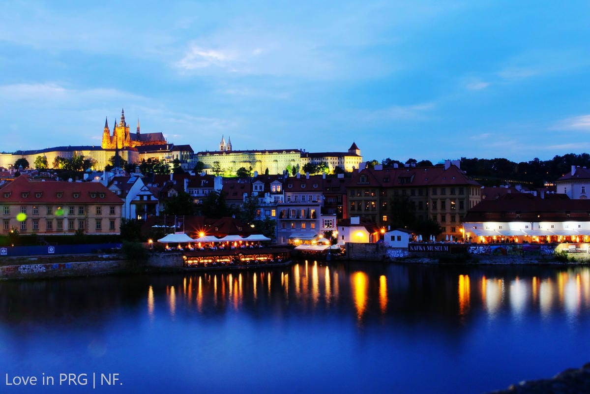 [捷克] 夜之布拉格-瓦茨拉夫廣場、市民會館、舊城廣場、天文鐘、查理大橋，超浪漫必看夜景!