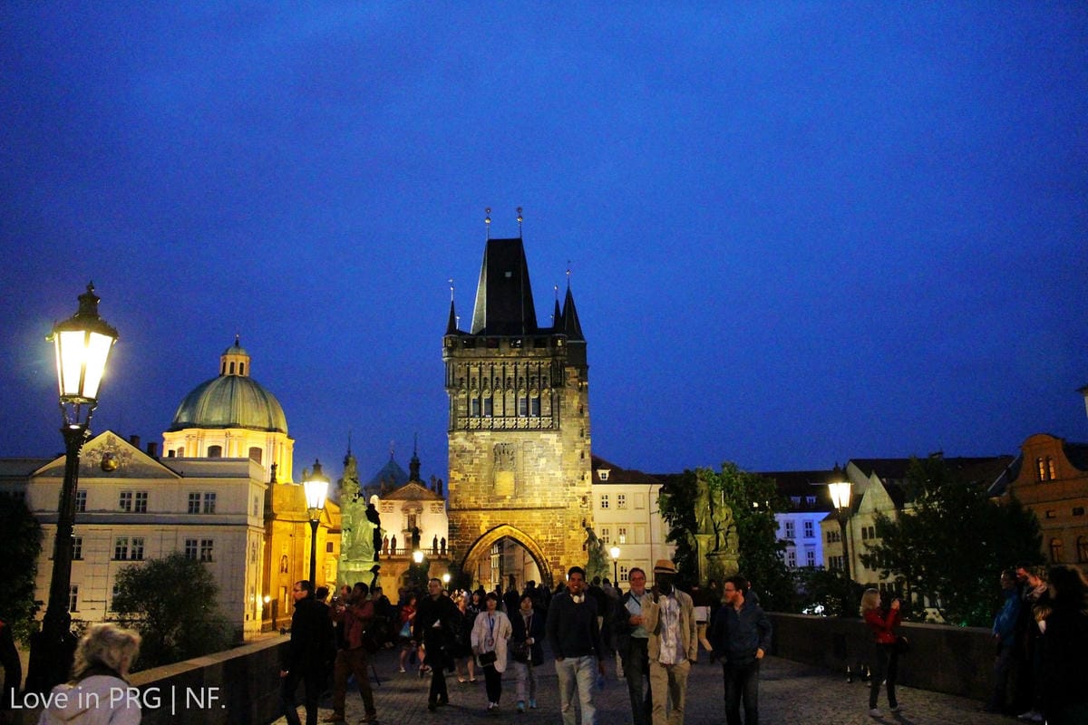[捷克] 夜之布拉格-瓦茨拉夫廣場、市民會館、舊城廣場、天文鐘、查理大橋，超浪漫必看夜景!