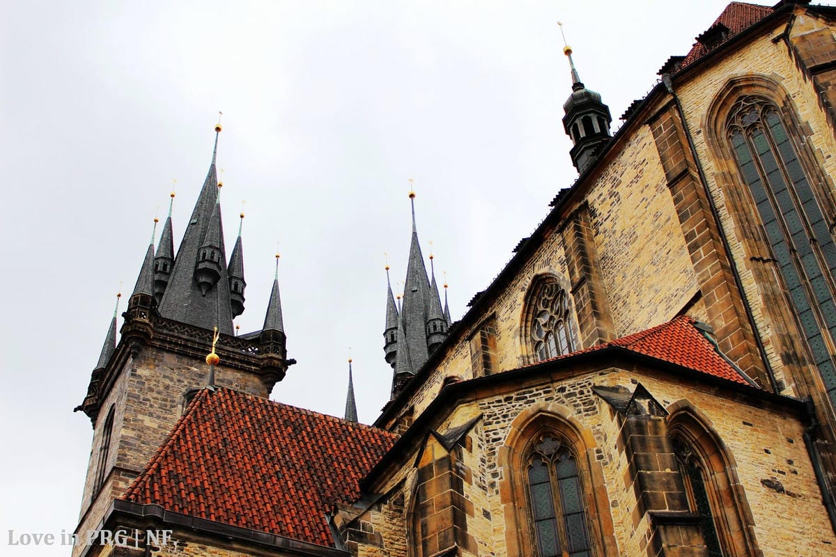 [捷克] 布拉格印象(上)-舊城廣場、舊市政廳鐘樓觀景台、克萊門特學院(世界最美圖書館)、查理大橋、布拉格城堡