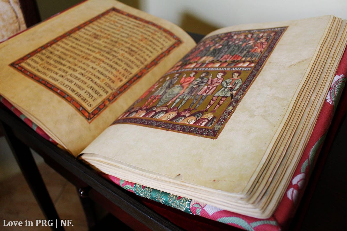 [捷克] 布拉格印象(上)-舊城廣場、舊市政廳鐘樓觀景台、克萊門特學院(世界最美圖書館)、查理大橋、布拉格城堡