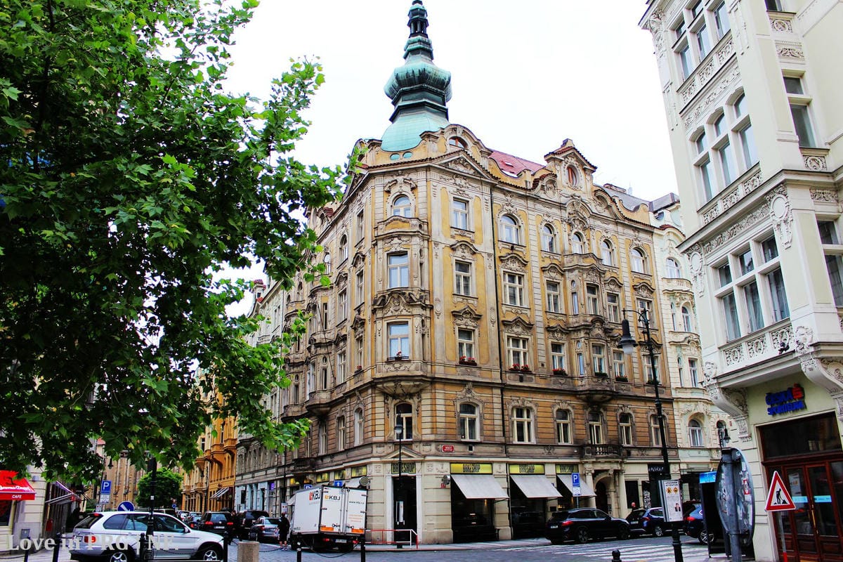 [捷克] 布拉格印象(上)-舊城廣場、舊市政廳鐘樓觀景台、克萊門特學院(世界最美圖書館)、查理大橋、布拉格城堡