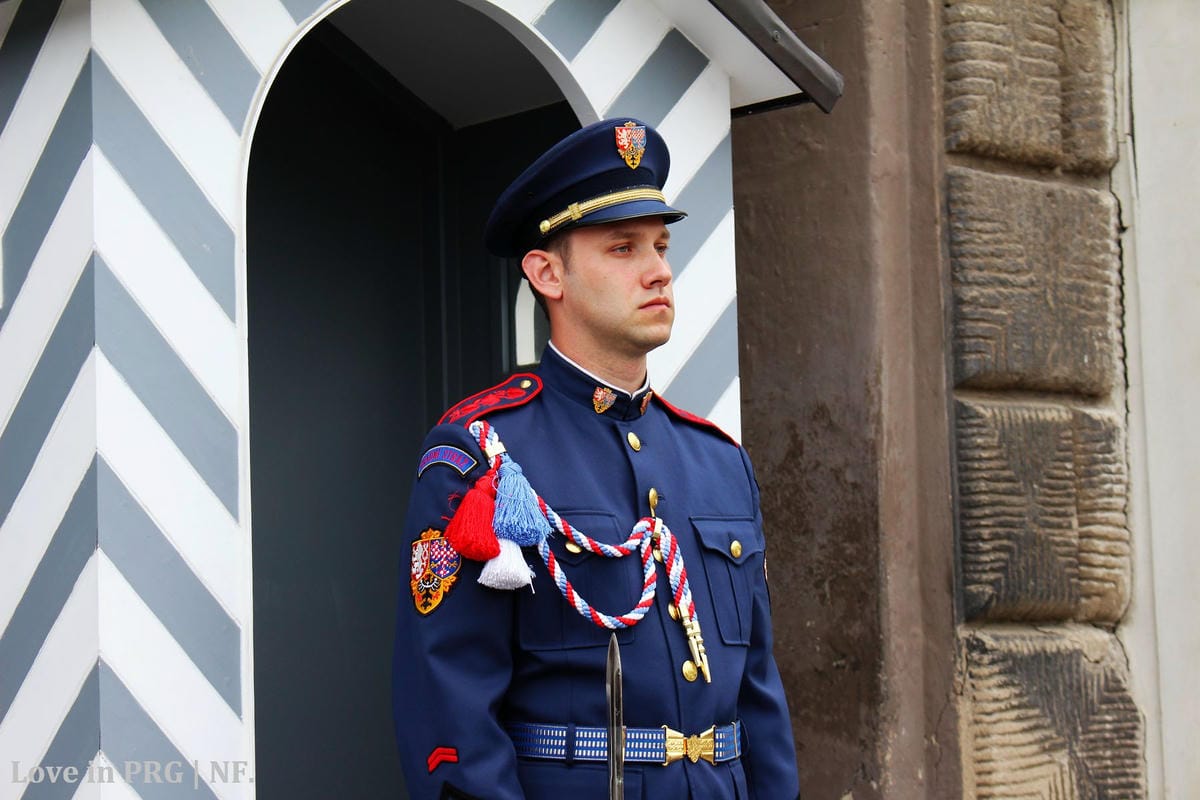 [捷克] 布拉格印象(上)-舊城廣場、舊市政廳鐘樓觀景台、克萊門特學院(世界最美圖書館)、查理大橋、布拉格城堡