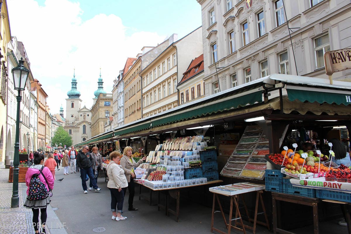[捷克] 布拉格印象(下)-哈維爾市集、煙囪捲、St.Giles教堂、高堡區暮色