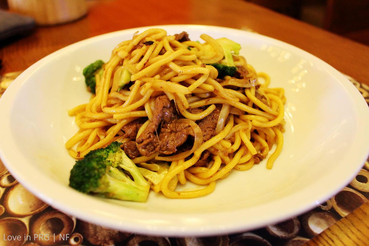 [捷克] 布拉格印象(下)-哈維爾市集、煙囪捲、St.Giles教堂、高堡區暮色