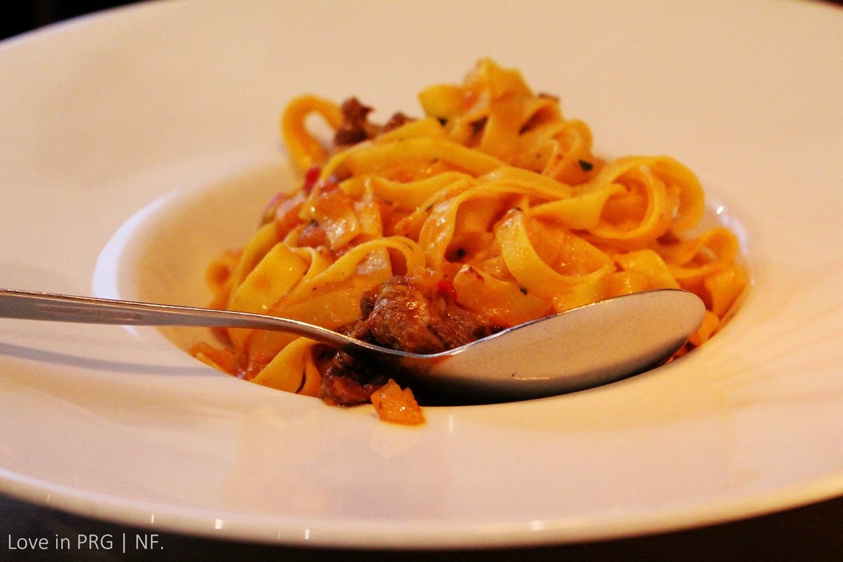 [捷克] 布拉格印象(下)-哈維爾市集、煙囪捲、St.Giles教堂、高堡區暮色