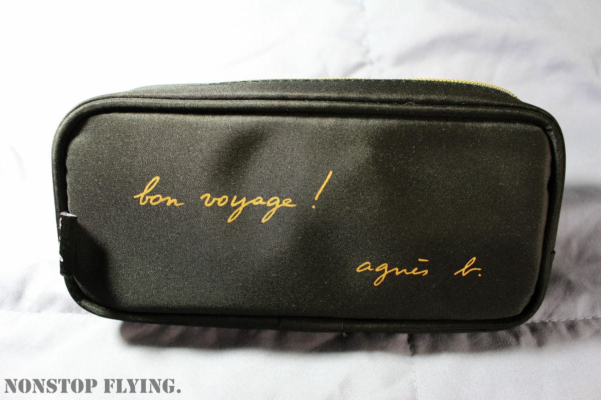 [開箱] 國泰航空 長程線商務艙 agnès b.過夜包 -質感包裝、Murad備品，小B粉絲經典收藏!