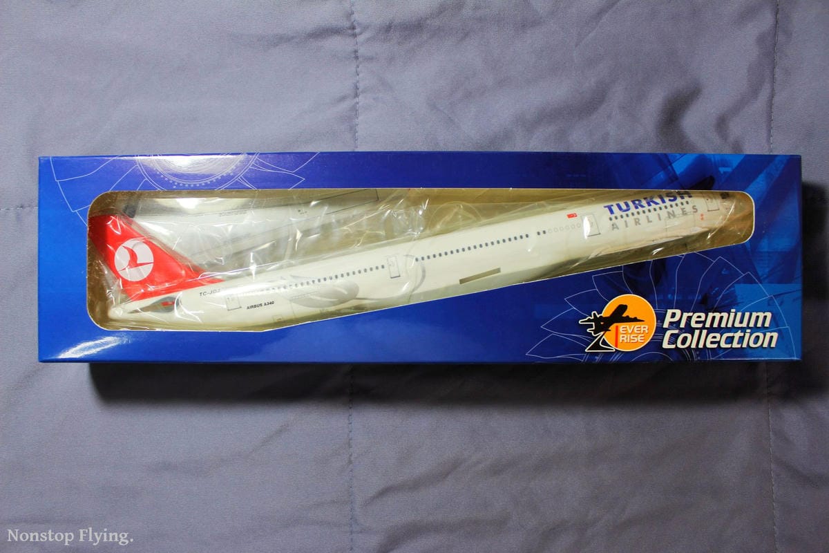 [開箱] 土耳其航空 A340-300客機 1:200模型