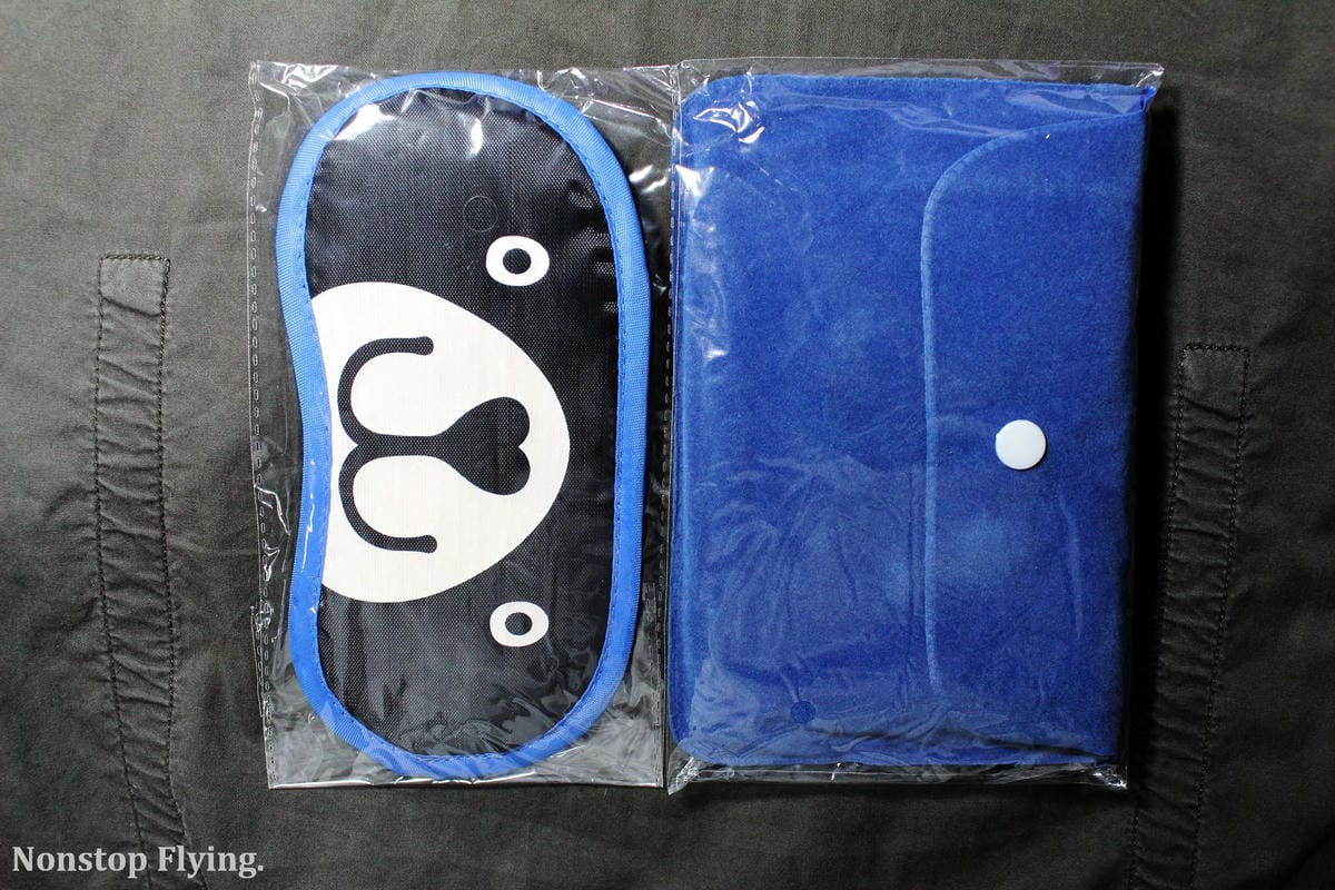 威航 V-Air【舒適安眠組】超可愛威熊眼罩、頸枕陪你度過疲憊飛行! - 第4張圖 威航 V-Air【舒適安眠組】超可愛威熊眼罩、頸枕陪你度過疲憊飛行!