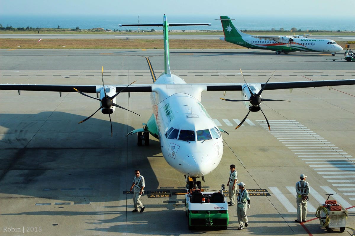 2015.11.07 復興航空 GE240 金門-台北 飛行記錄-ATR 72-600新穎機艙,期盼興航越來越好! - 第13張圖 2015.11.07 復興航空 GE240 金門-台北 飛行記錄-ATR 72-600新穎機艙,期盼興航越來越好!