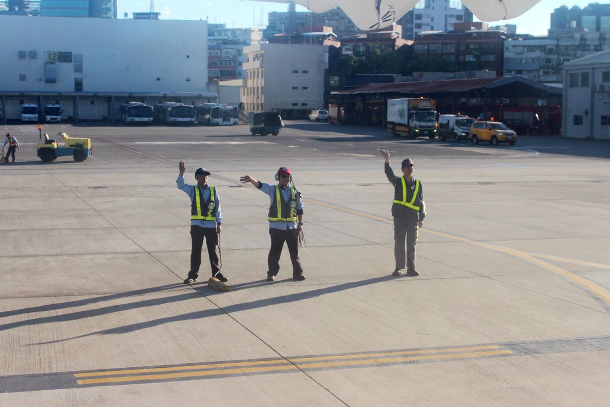 2015.12.05 復興航空 GE013 台北-花蓮 飛行記錄 – 電子用品規範放寬,鏡頭解嚴看見台灣! - 第28張圖 2015.12.05 復興航空 GE013 台北-花蓮 飛行記錄 – 電子用品規範放寬,鏡頭解嚴看見台灣!