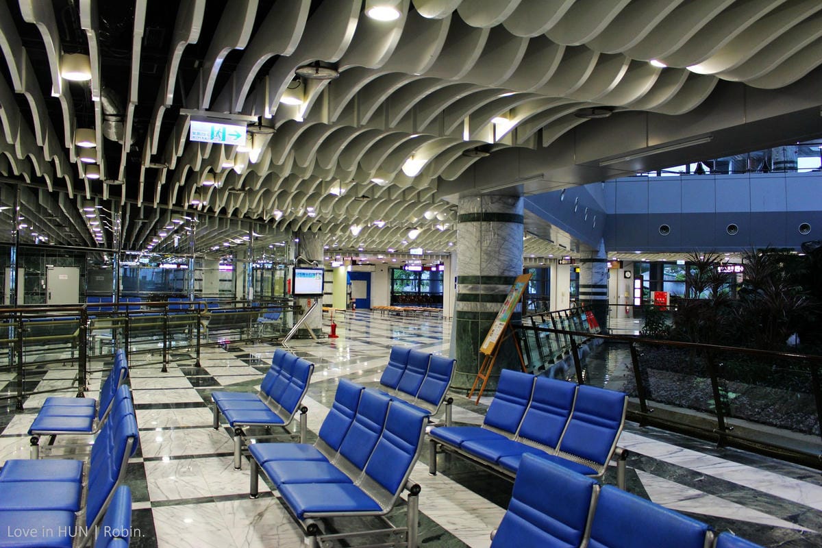 2015.12.05 復興航空 GE013 台北-花蓮 飛行記錄 – 電子用品規範放寬，鏡頭解嚴看見台灣!