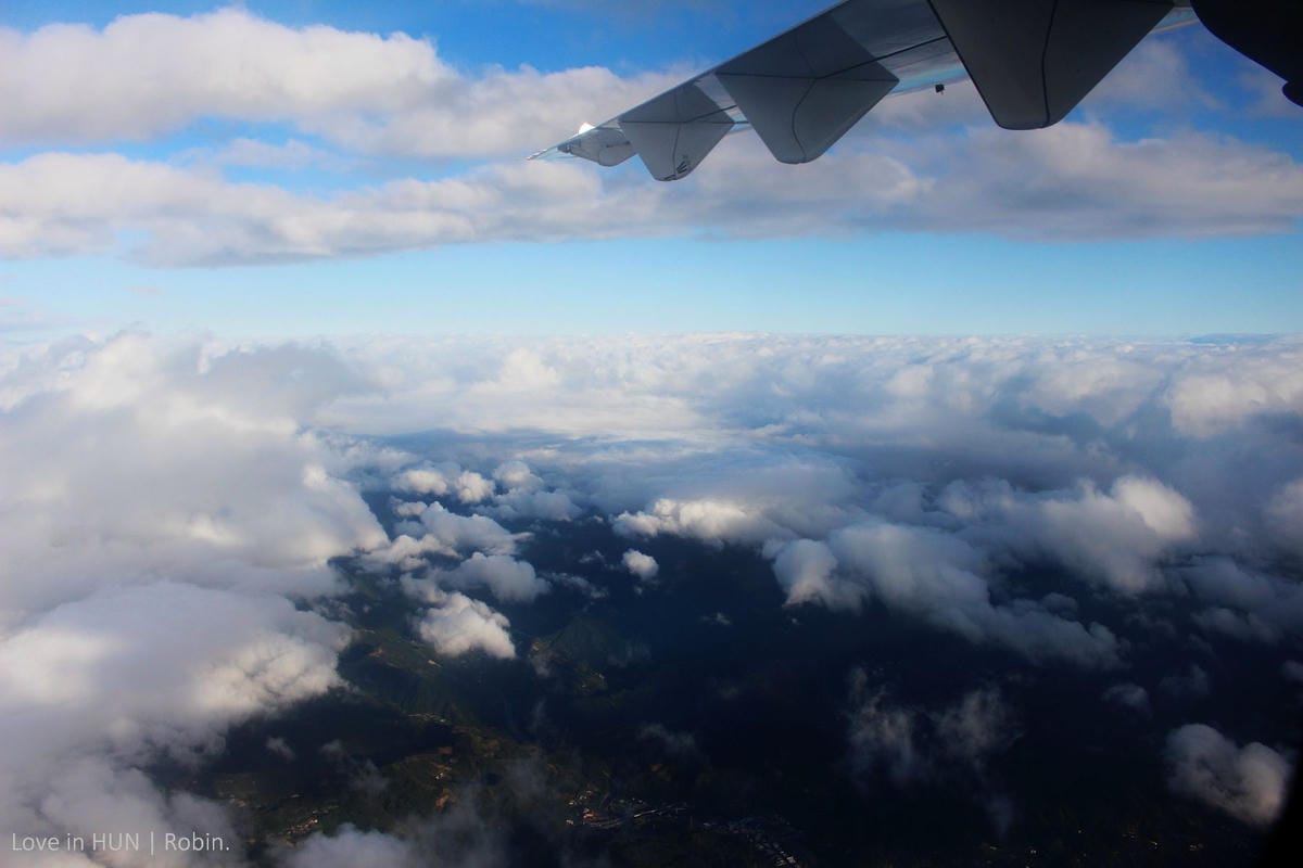 2015.12.05 復興航空 GE013 台北-花蓮 飛行記錄 – 電子用品規範放寬，鏡頭解嚴看見台灣!