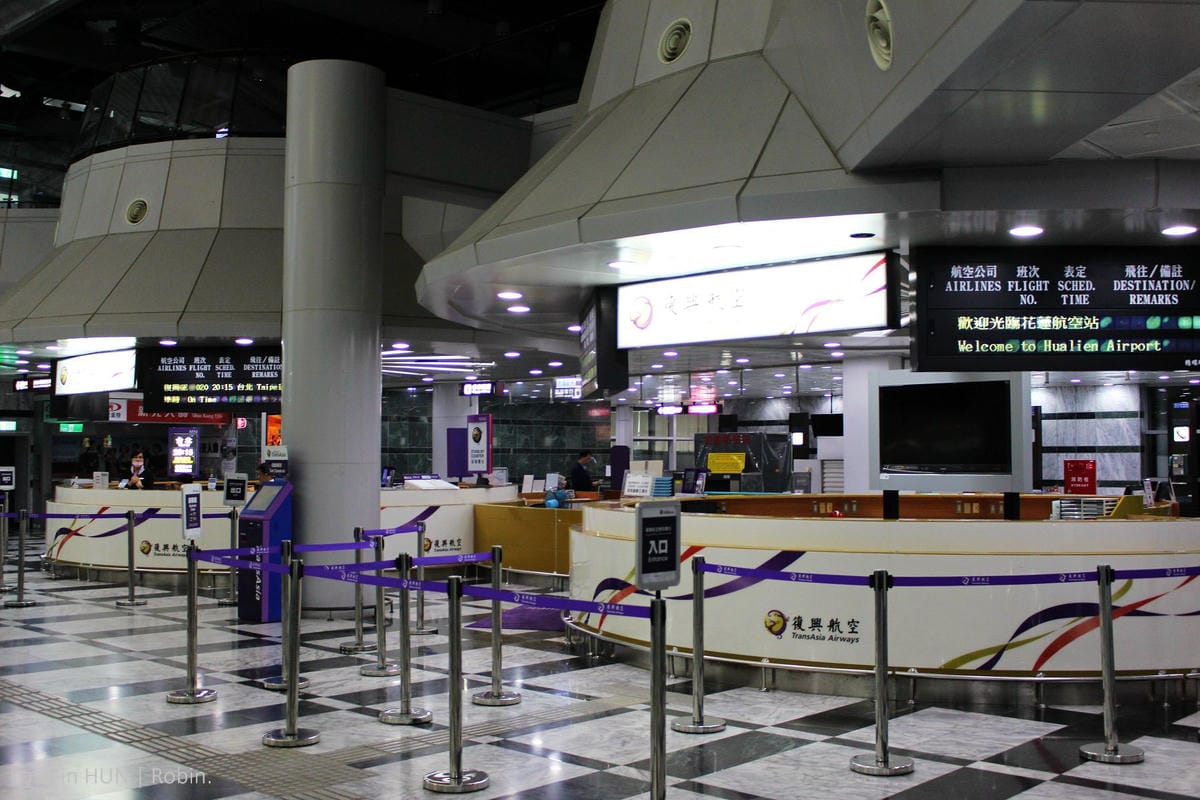 2015.12.06 復興航空 GE020 花蓮-台北 飛行記錄 – 期待每一趟幸福旅程! - 第3張圖 2015.12.06 復興航空 GE020 花蓮-台北 飛行記錄 – 期待每一趟幸福旅程!