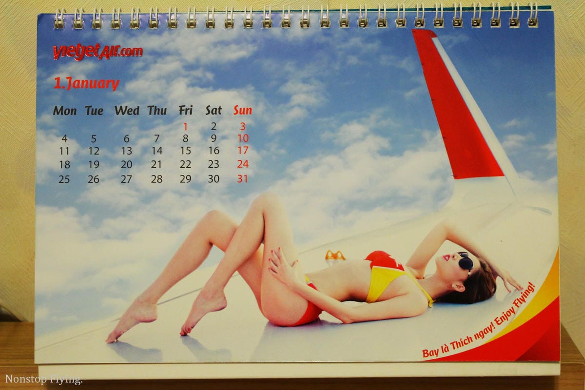 [開箱] 越捷航空 2016年月曆 – 乘客瘋搶、史上最火辣，看了讓人鼻血直流的航空公司月曆!