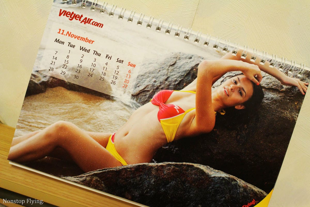 [開箱] 越捷航空 2016年月曆 – 乘客瘋搶、史上最火辣，看了讓人鼻血直流的航空公司月曆!